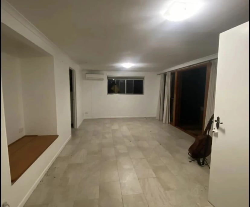 $180, Share-house, 4 bathrooms, Kenmore QLD 4069