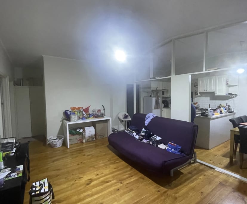 Room in a share house