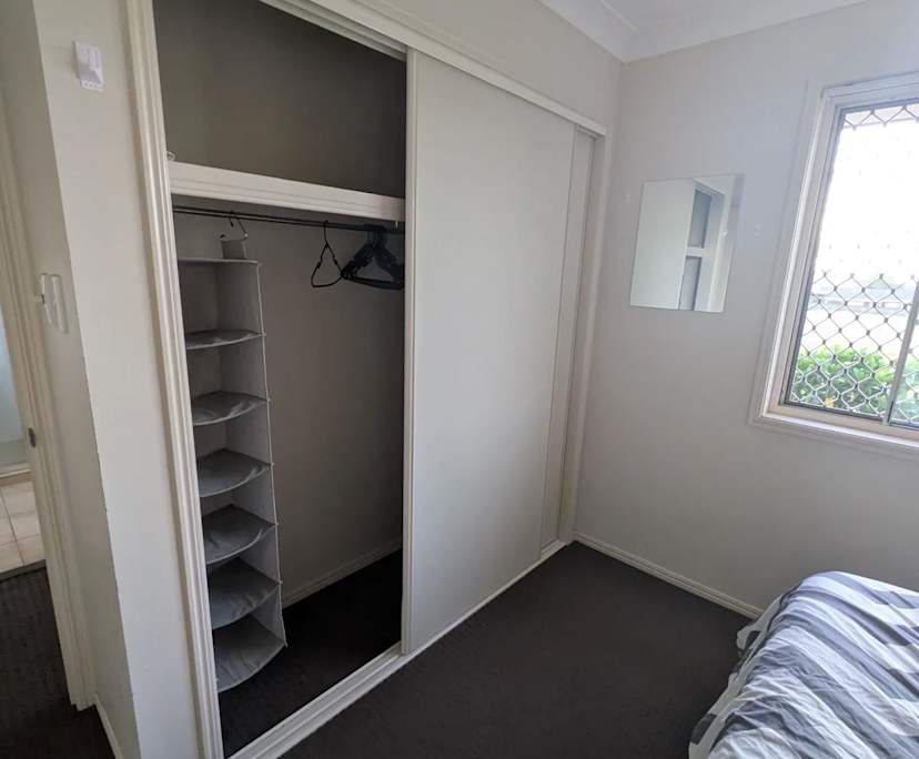 $350, Share-house, 3 bathrooms, Calamvale QLD 4116
