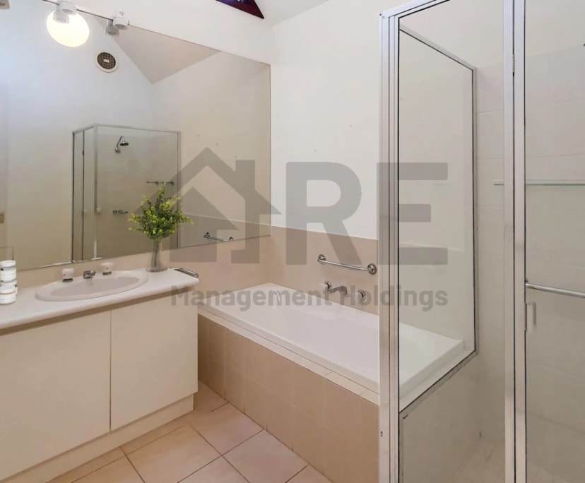 $260, Share-house, 6 bathrooms, Mount Eliza VIC 3930