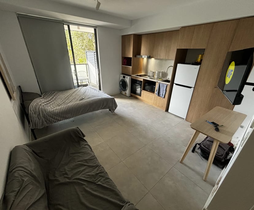 Furnished room studio flat for rent
