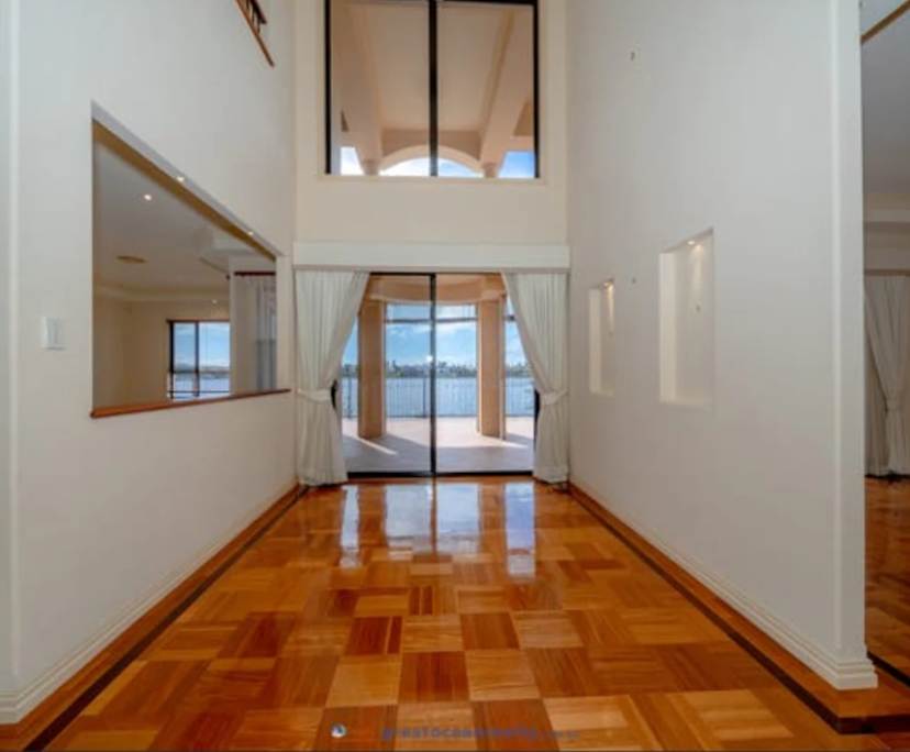 Unfurnished room in a share house