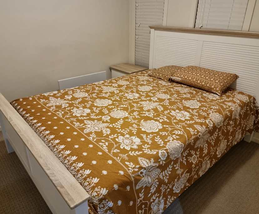 Furnished room with own bathroom