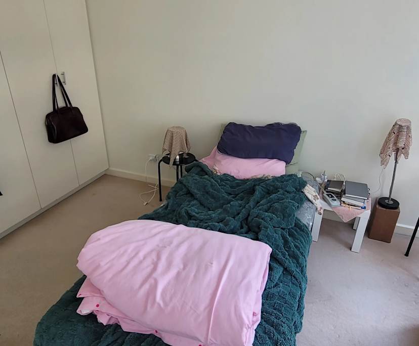 Furnished room with own bathroom
