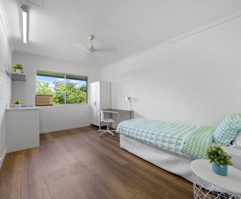 $180, Student-accommodation, 2 rooms, Newmarket QLD 4051, Newmarket QLD 4051