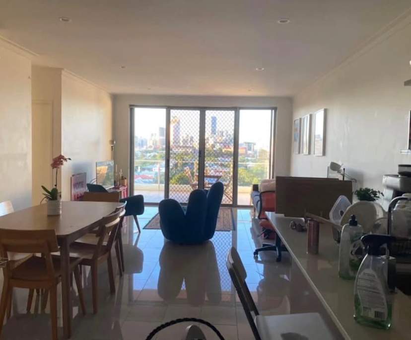 Unfurnished room in a flatshare