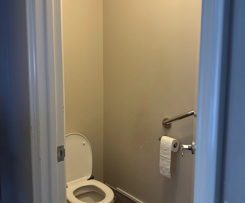 $280, Share-house, 4 bathrooms, Lakelands WA 6180