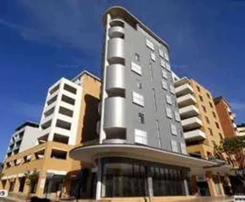 Furnished room with ensuite in a flatshare