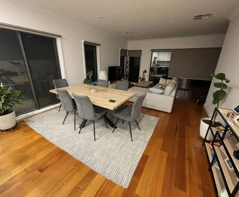 $375, Share-house, 2 bathrooms, Chirnside Park VIC 3116