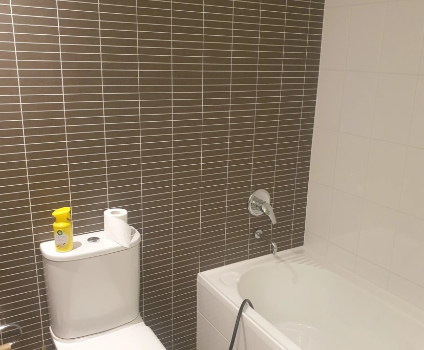 $450, Flatshare, 2 bathrooms, Newcastle NSW 2300