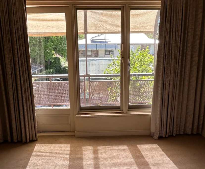 Room with ensuite in a share house