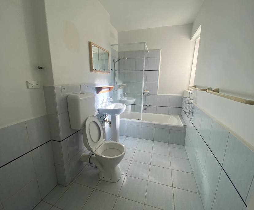 $426, Flatshare, 2 bathrooms, St Kilda VIC 3182