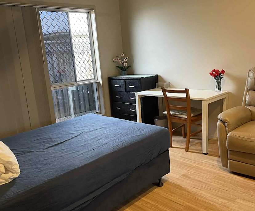 Furnished room in a share house