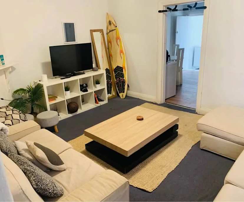 Furnished room in a share house
