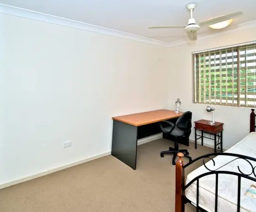 Student for Rent in Ipswich, QLD 25...