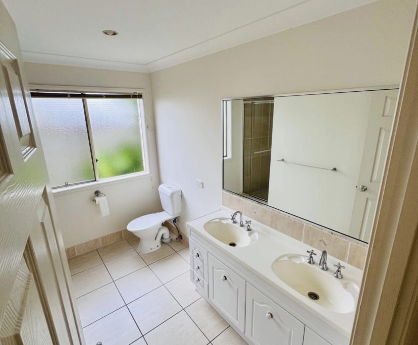 $400, Share-house, 4 bathrooms, Twin Waters QLD 4564