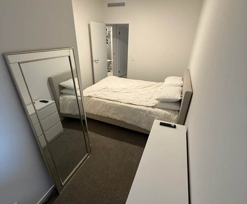 $300, Flatshare, 2 bathrooms, Hope Island QLD 4212