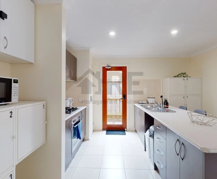 $250, Share-house, 6 bathrooms, Pakenham VIC 3810