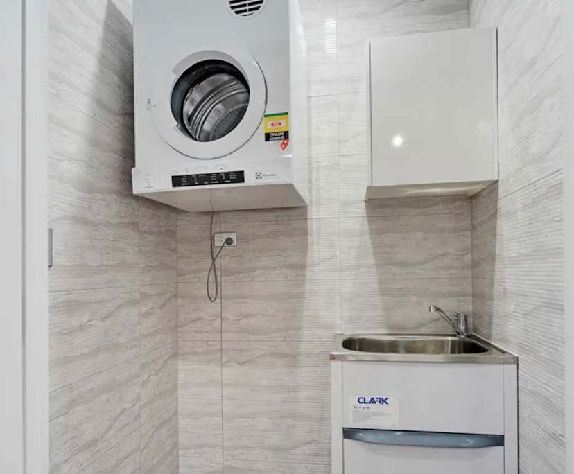 $650, Flatshare, 2 bathrooms, Lane Cove West NSW 2066