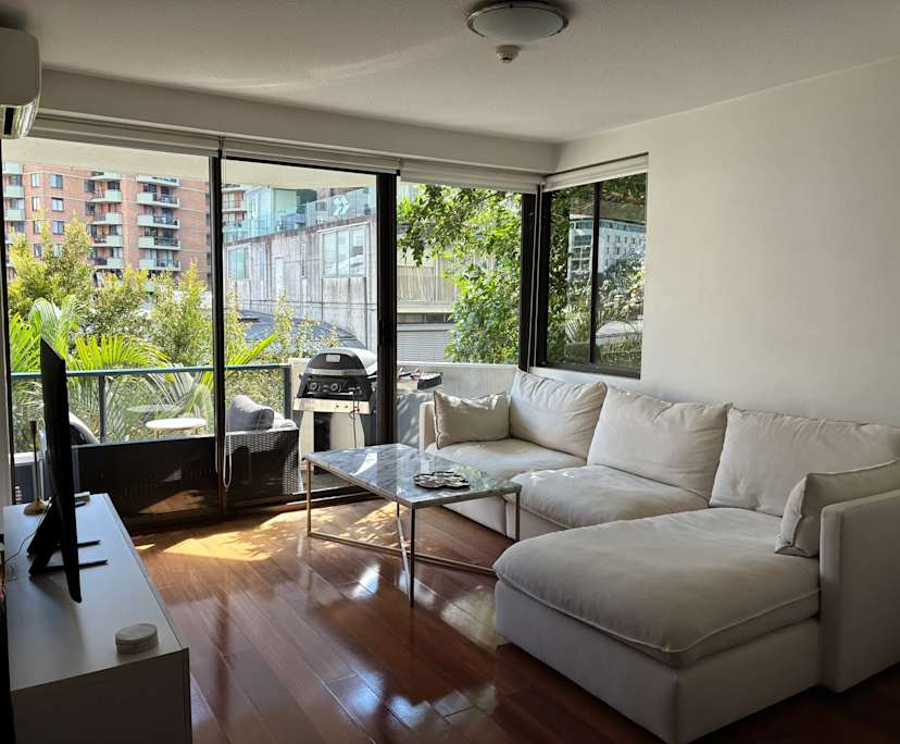 Whole property with 2 rooms for rent