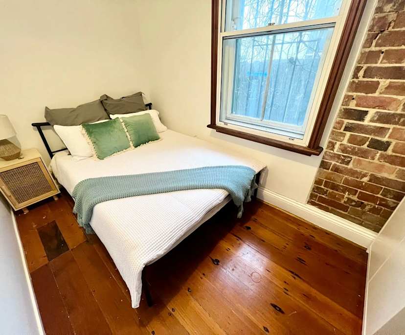 $275, Share-house, 4 bathrooms, Sydenham NSW 2044