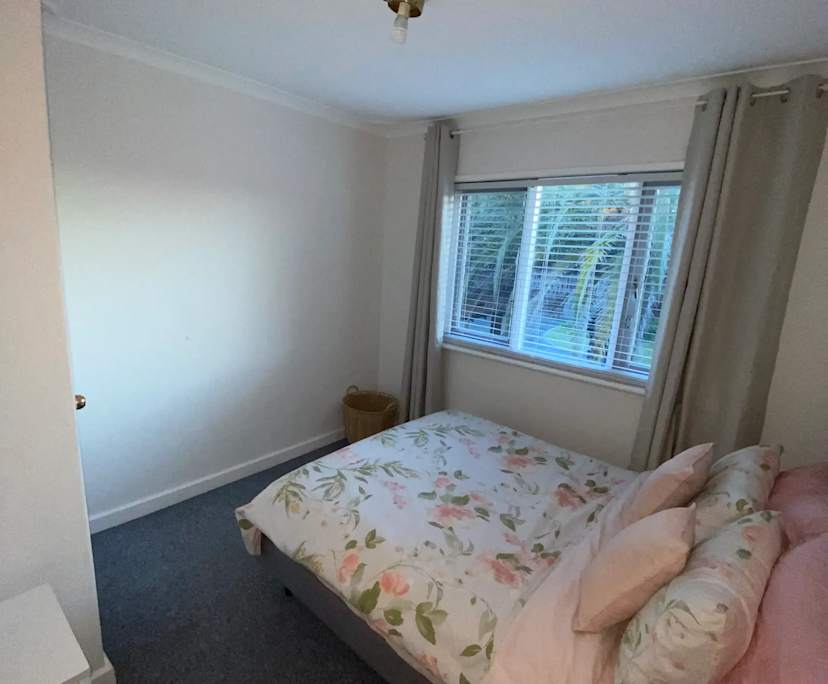 Room in a share house