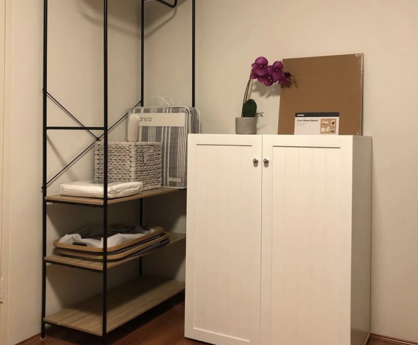 Furnished room in a share house