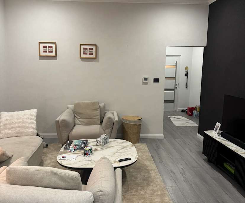 Room in a share house