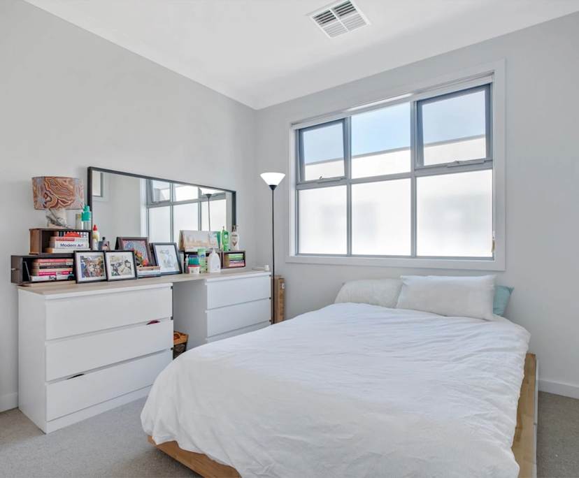 $700, Whole-property, 3 bathrooms, Kurralta Park SA 5037