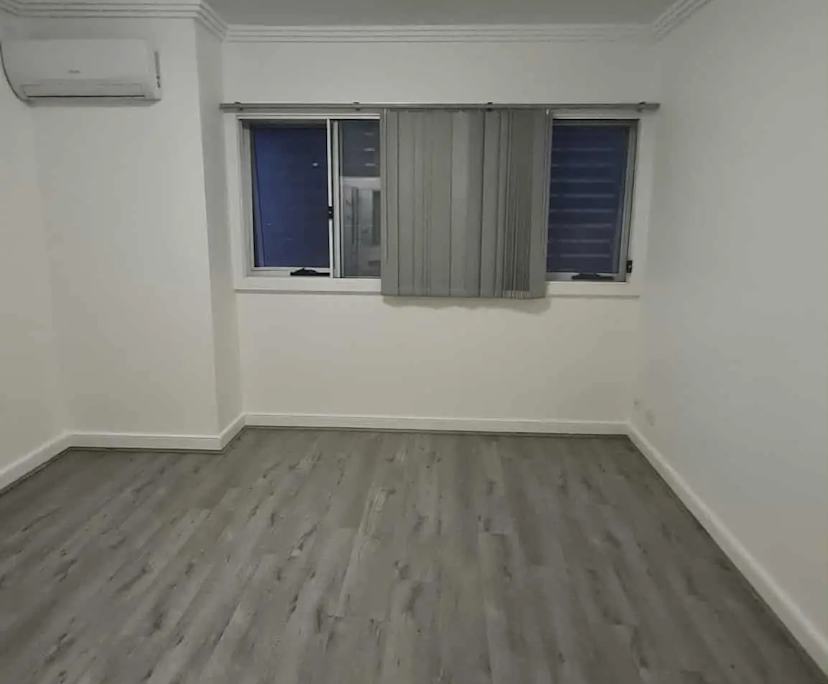 Room with ensuite in a flatshare