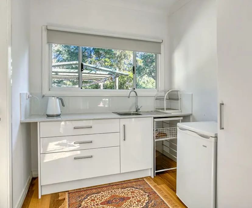 $350, Studio, 1 bathroom, Hovea WA 6071