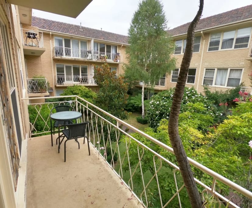 $300, Flatshare, 2 bathrooms, South Yarra VIC 3141