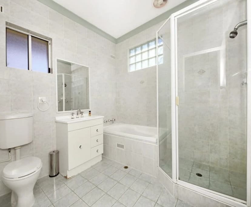 $230, Share-house, 4 bathrooms, Carlton NSW 2218