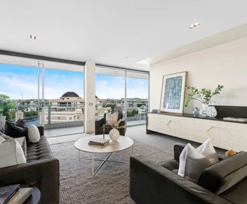 Unfurnished room in a flatshare