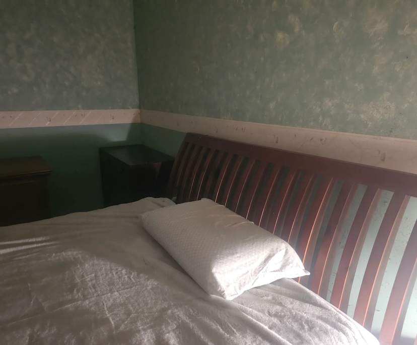 Unfurnished room in a share house