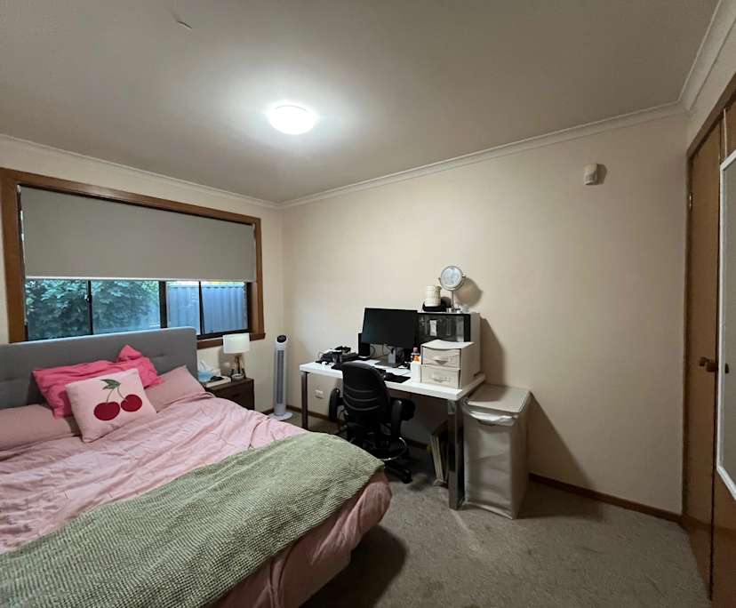 Unfurnished room in a share house