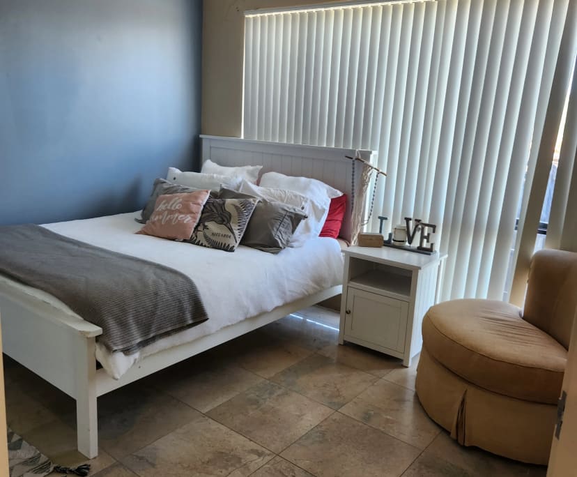 Furnished room with own bathroom