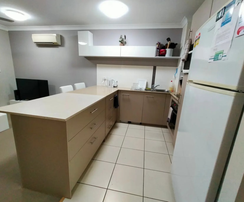 $285, Flatshare, 4 bathrooms, Labrador QLD 4215