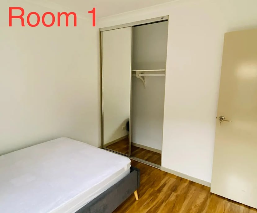 $230, Share-house, 2 rooms, South Morang VIC 3752, South Morang VIC 3752