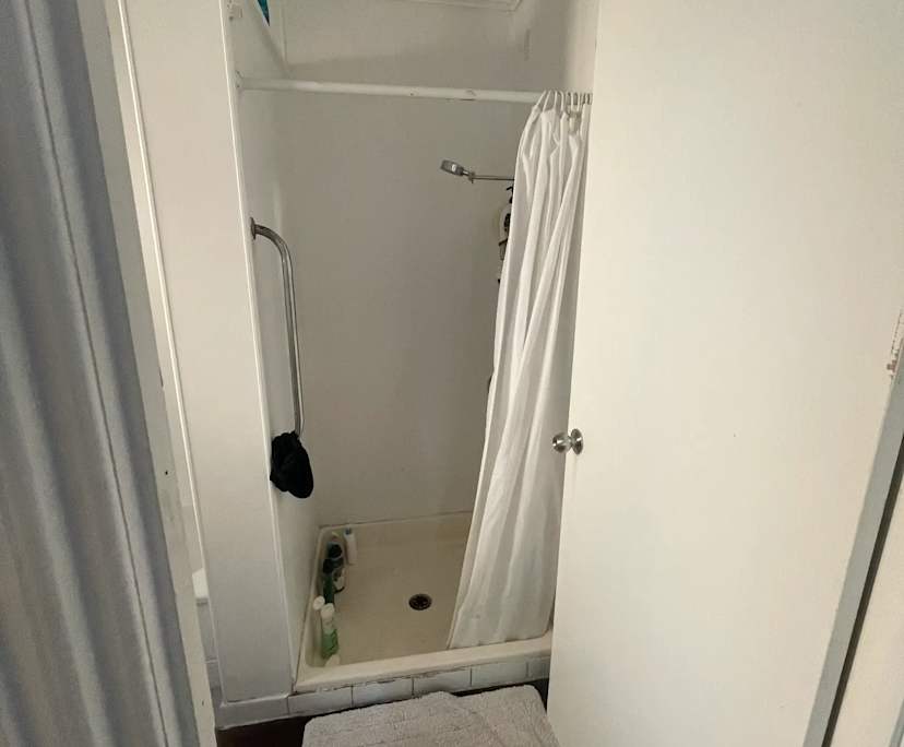 $225, Share-house, 3 bathrooms, Dicky Beach QLD 4551