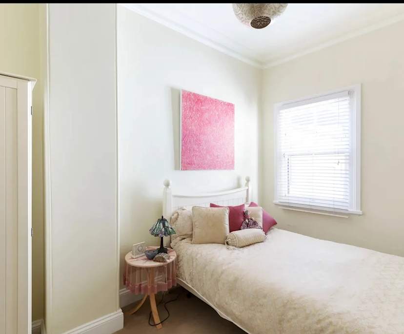 Unfurnished room in a share house