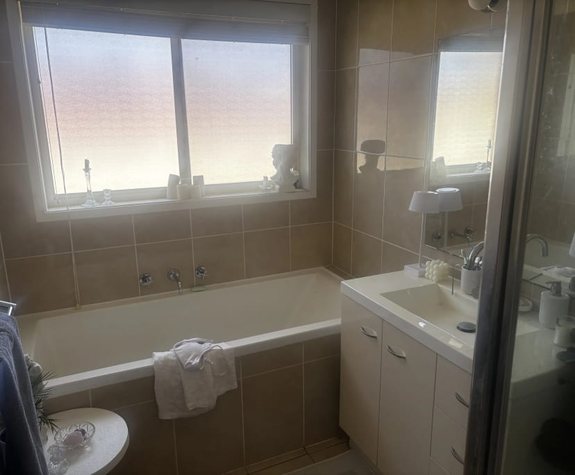 $250, Share-house, 4 bathrooms, Harrington Park NSW 2567