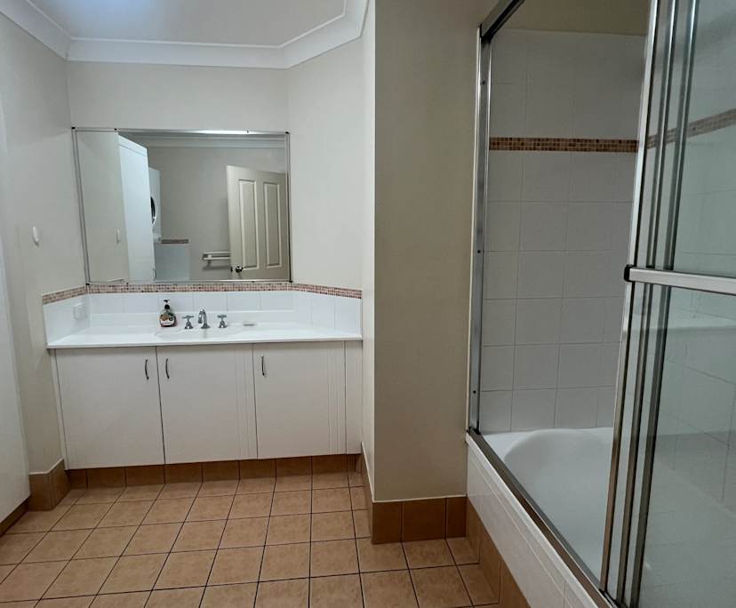 $790, Whole-property, 2 bathrooms, Southport QLD 4215