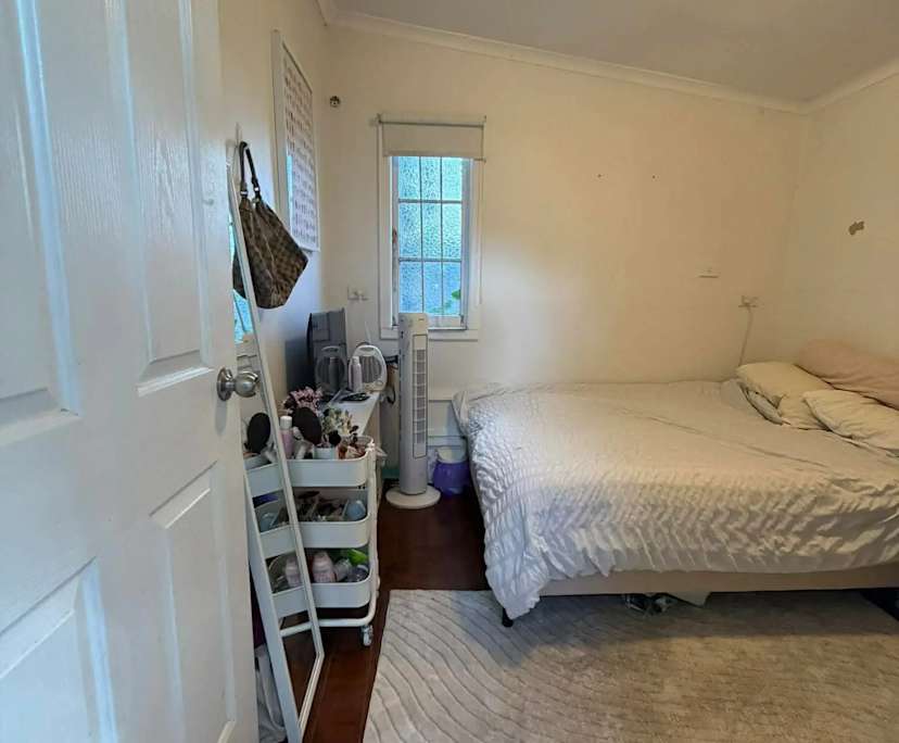 Unfurnished room in a share house