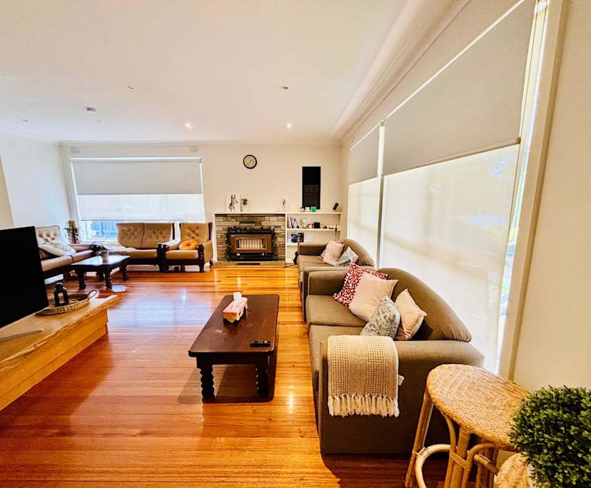 Room in a share house