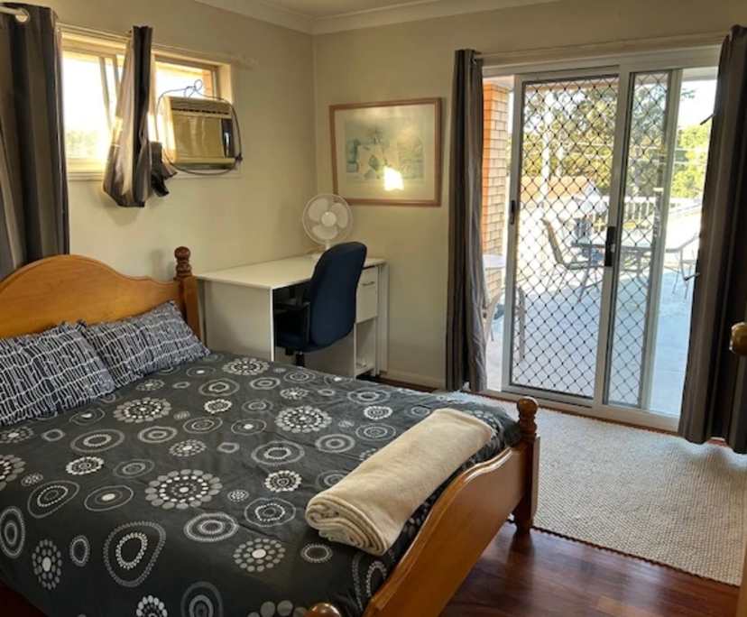 $260, Student-accommodation, 4 bathrooms, Coopers Plains QLD 4108