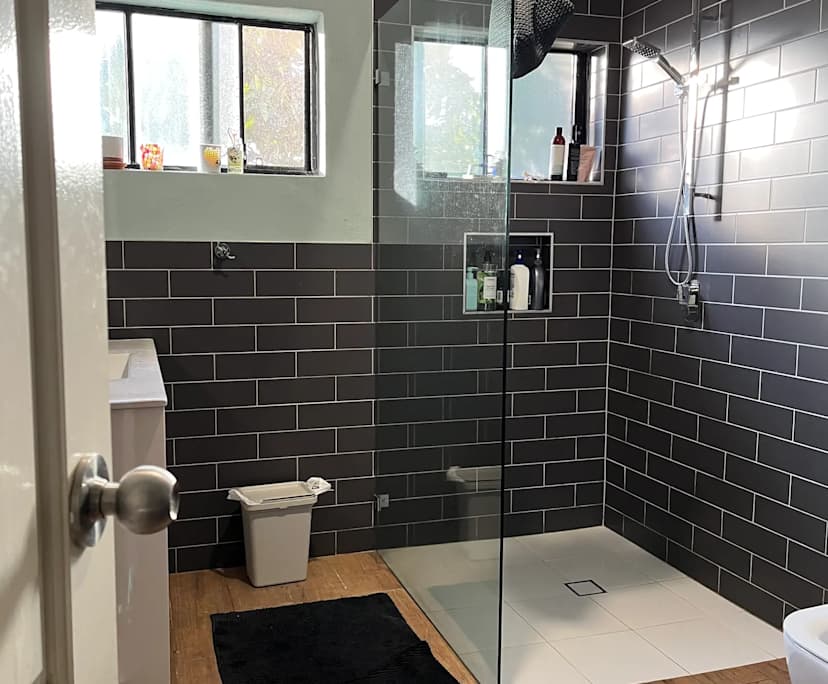 Room in a share house