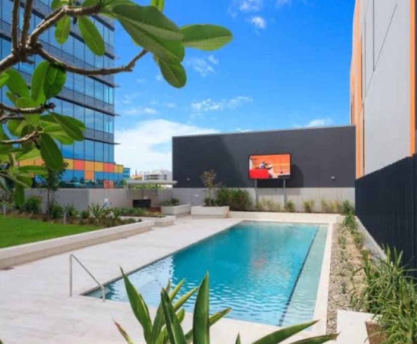 $480, Flatshare, 2 bathrooms, Fortitude Valley QLD 4006