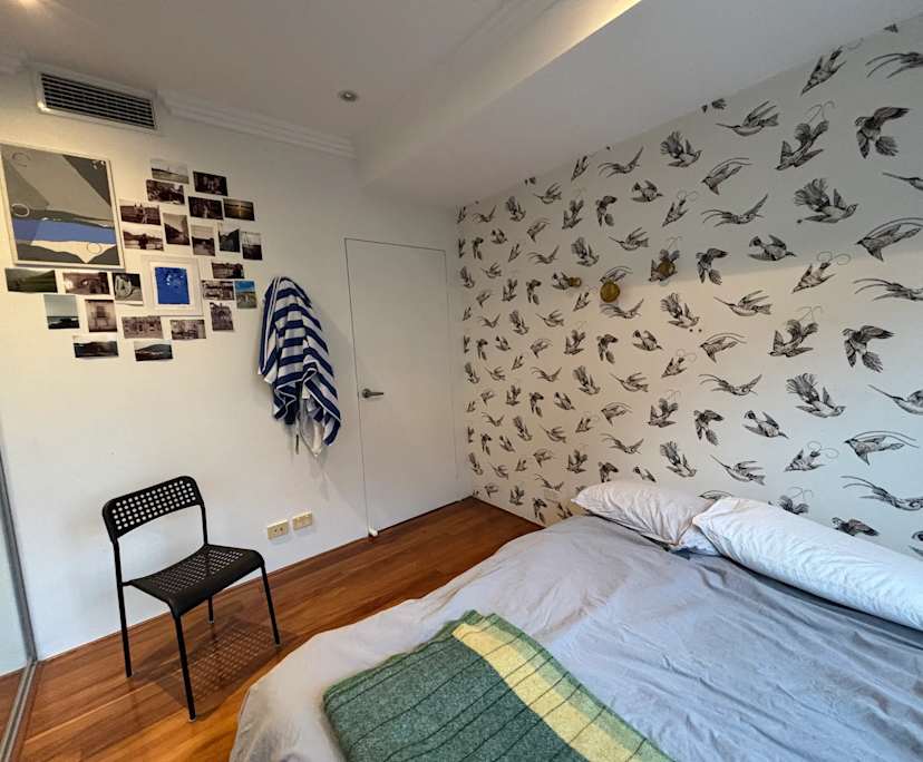 Furnished room in a flatshare