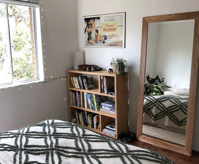 Whole property with 1 room for rent